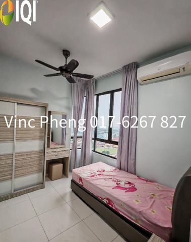 HIGH FLOOR 3R2B FULLY FURNISED Condo @ The Heights Ayer Keroh image