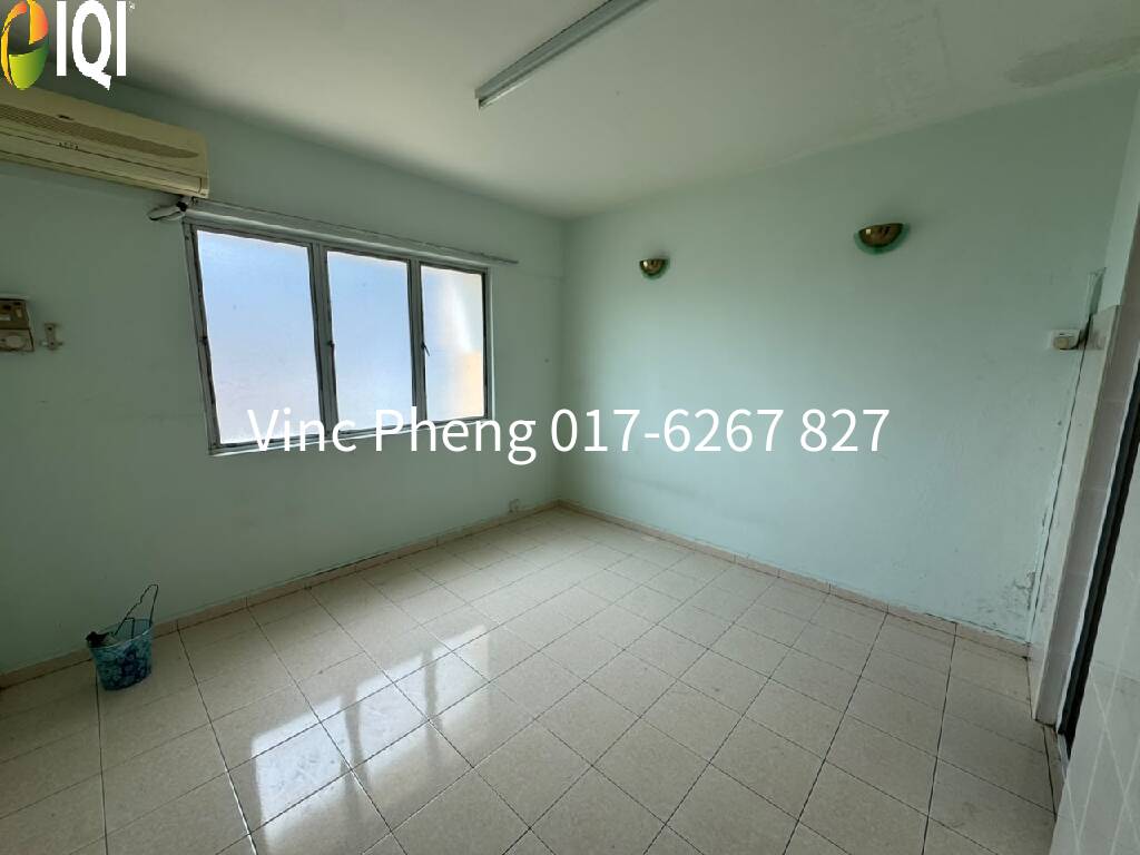 HOT DEAL BELOW RM160K! Spacious Condo @ Garden City Melaka Raya  image