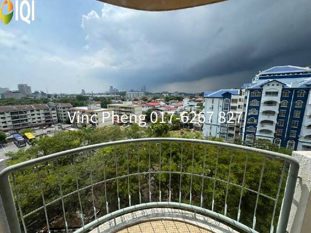 HOT DEAL BELOW RM160K! Spacious Condo @ Garden City Melaka Raya  image