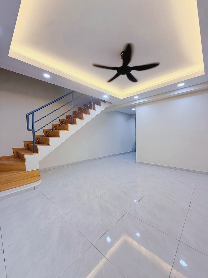 Taman Daya 2 Sty Low Cost,Jalan Pinang,Johor Bahru,Renovated,Extend image
