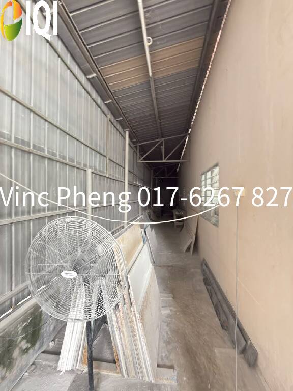 INVESTMENT DEAL! 3-Storey Freehold Warehouse @ Krubong image