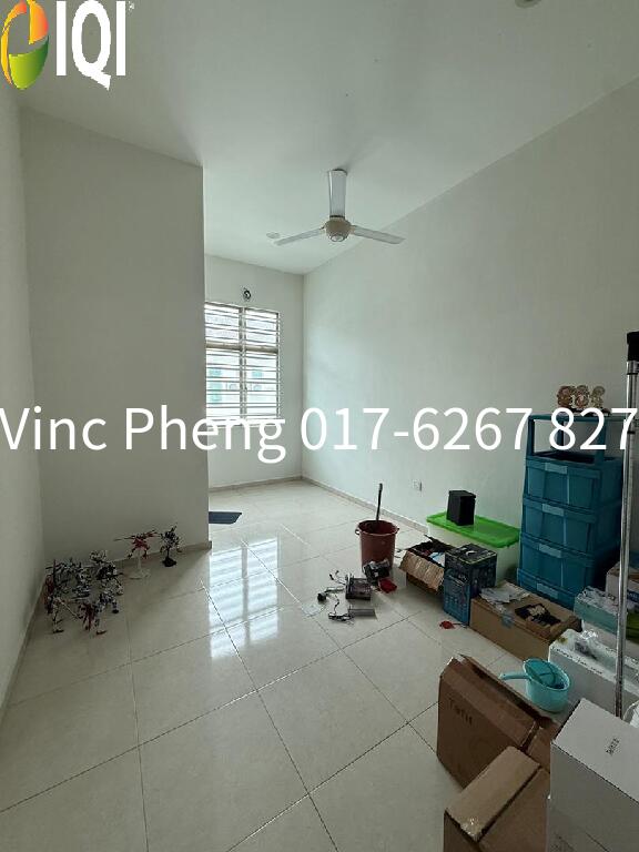 BELOW BANK VALUE! SPACIOUS 24x80 Terrace @ Tanjung Minyak   image