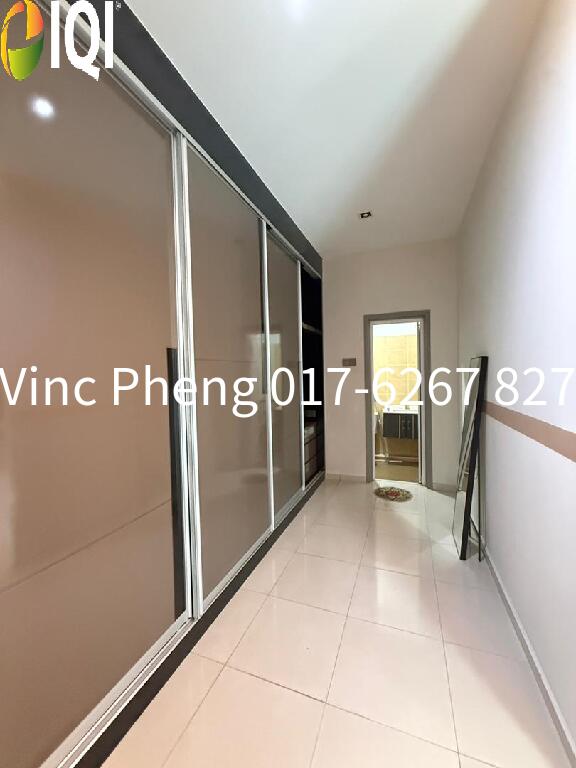 BELOW BANK VALUE! SPACIOUS 24x80 Terrace @ Tanjung Minyak   image