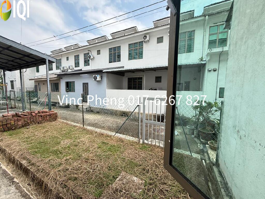 BELOW BANK VALUE! SPACIOUS 24x80 Terrace @ Tanjung Minyak   image