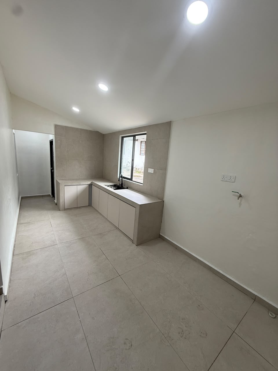 Taman Skudai Baru 1 Sty Terrace,Jalan Hang Jebat,Skudai,Renovated image