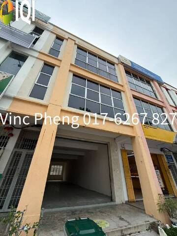 PERFECT BUSINESS LOCATION! FACE MAIN ROAD Shoplot  @ Semabok Perdana photo