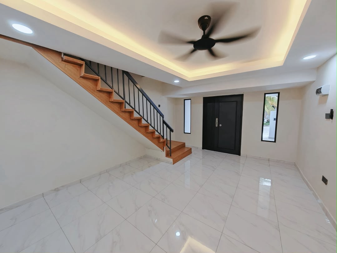 Puteri Wangsa 2 Sty Low Cost,Jalan Lading,Ulu Tiram,Renovated,Extend image