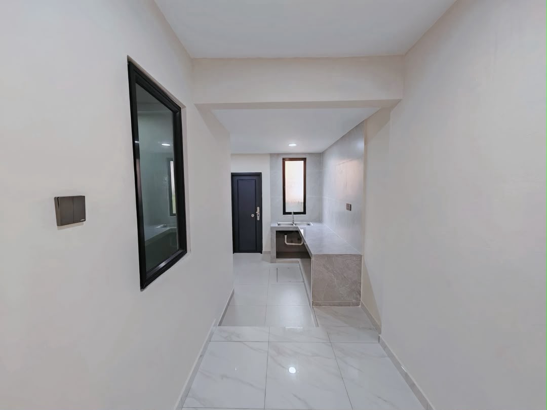 Puteri Wangsa 2 Sty Low Cost,Jalan Lading,Ulu Tiram,Renovated,Extend image