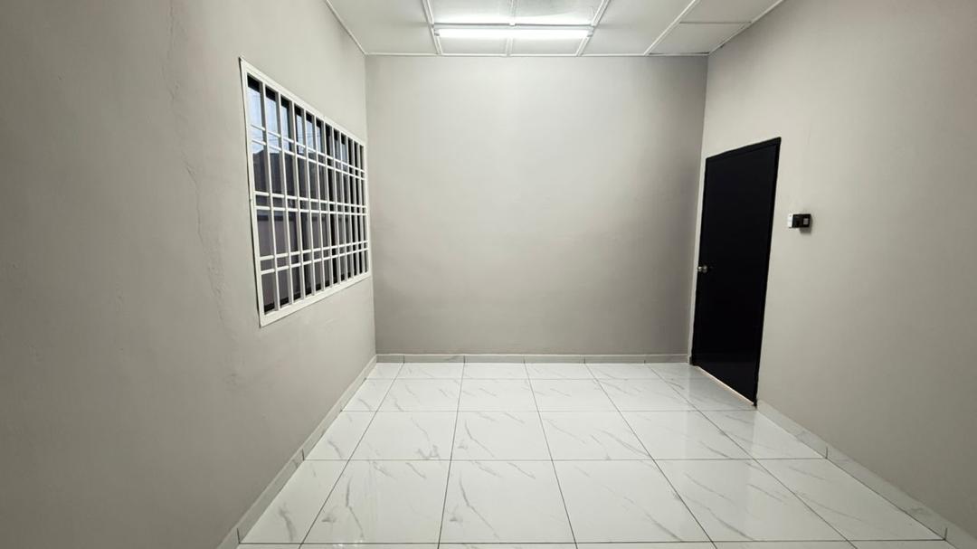 Taman Rinting 1 Sty Endlot,Jalan Geharu,Masai,Renovated,Full Loan image