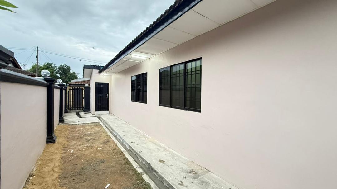 Taman Rinting 1 Sty Endlot,Jalan Geharu,Masai,Renovated,Full Loan image