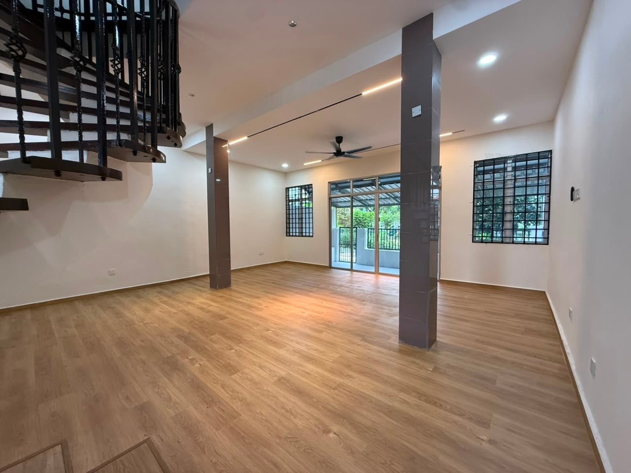 Taman Tampoi Utama 3 Sty Terrace,Sri Perkasa,Johor Bahru,Unblock image