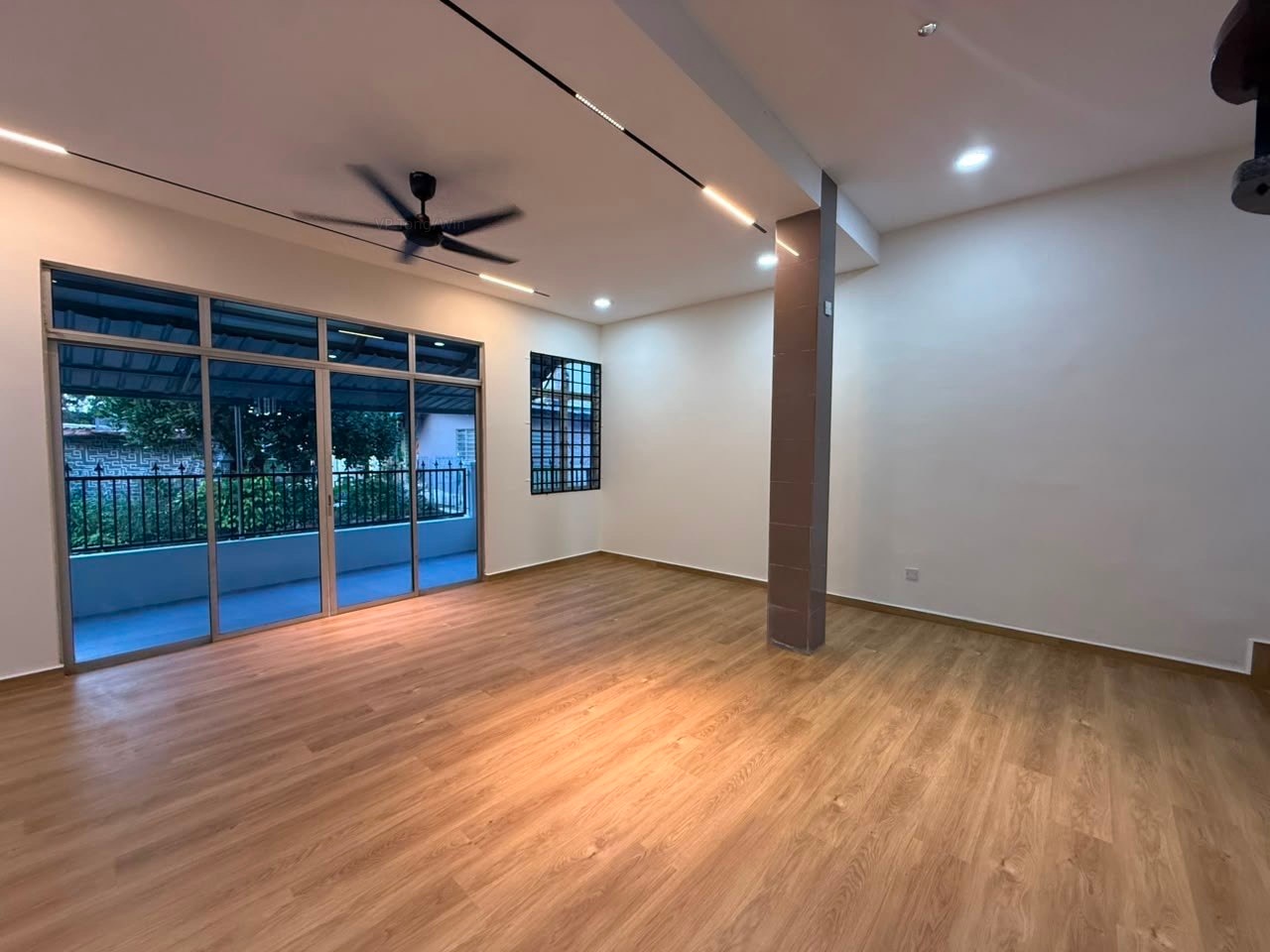 Taman Tampoi Utama 3 Sty Terrace,Sri Perkasa,Johor Bahru,Unblock image