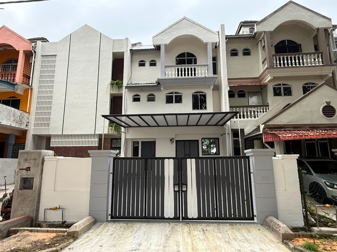 Taman Tampoi Utama 3 Sty Terrace,Sri Perkasa,Johor Bahru,Unblock image
