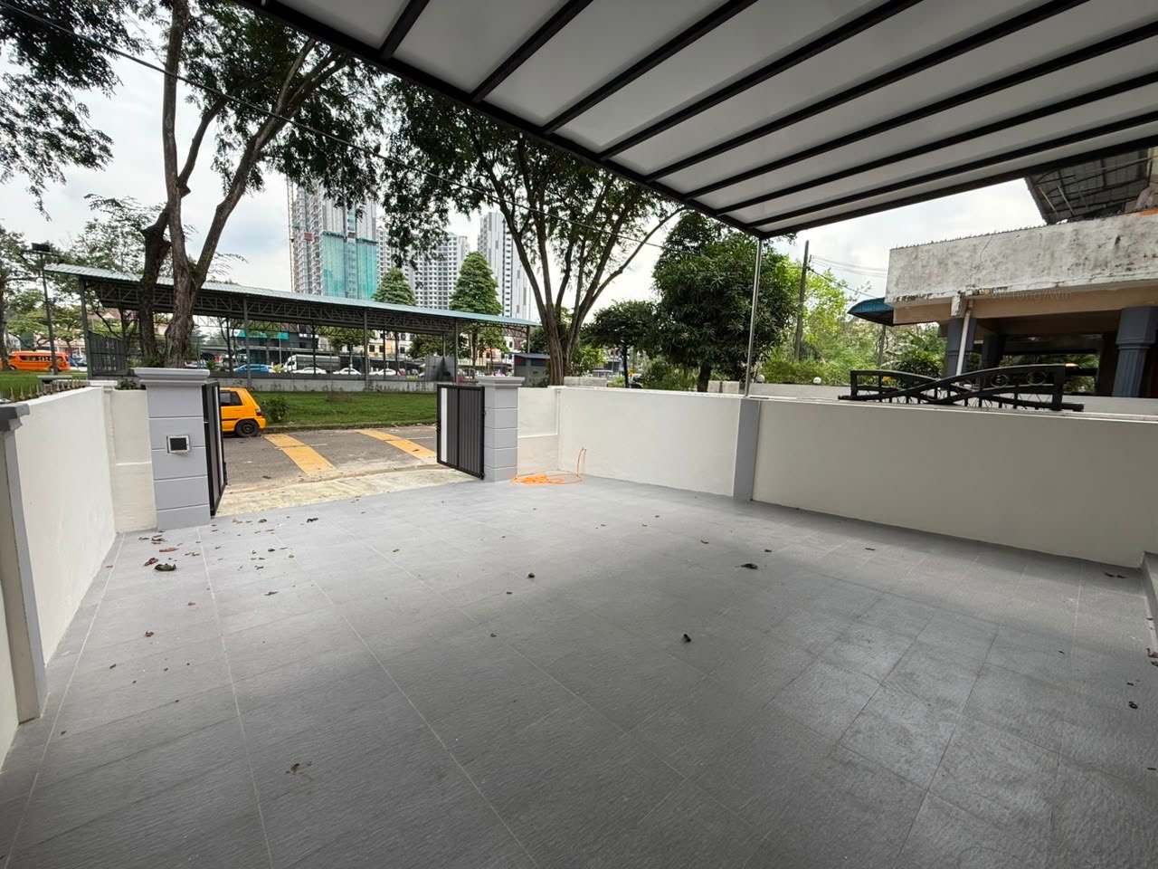 Taman Tampoi Utama 3 Sty Terrace,Sri Perkasa,Johor Bahru,Unblock image