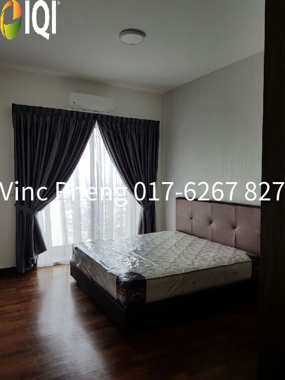 FULLY RENOVATED CITY VIEW Unit Below Bank Value @ Silverscape Melaka image