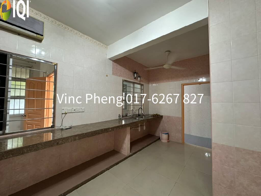 NEAR TOWN！FULLY RENOVATED FREEHOLD 3+1R @ Kampung Lapan Melaka   image