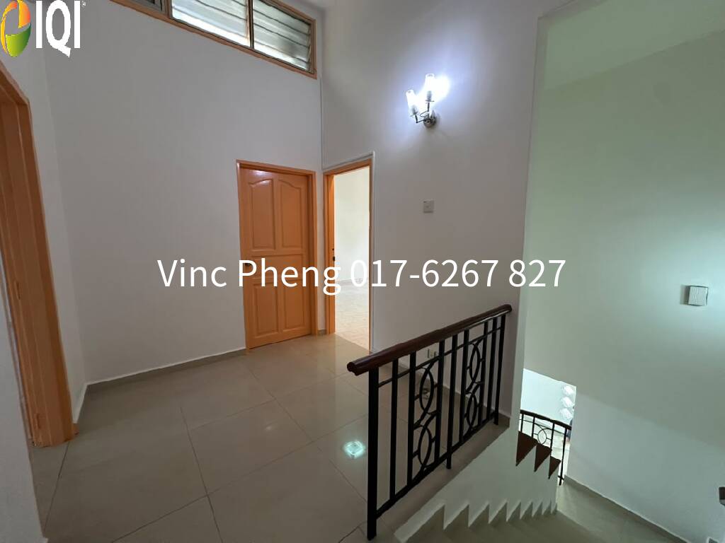 NEAR TOWN！FULLY RENOVATED FREEHOLD 3+1R @ Kampung Lapan Melaka   image