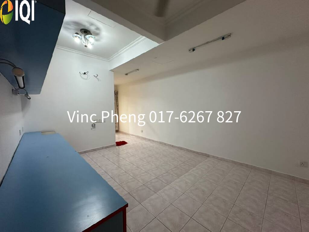 NEAR TOWN！FULLY RENOVATED FREEHOLD 3+1R @ Kampung Lapan Melaka   image
