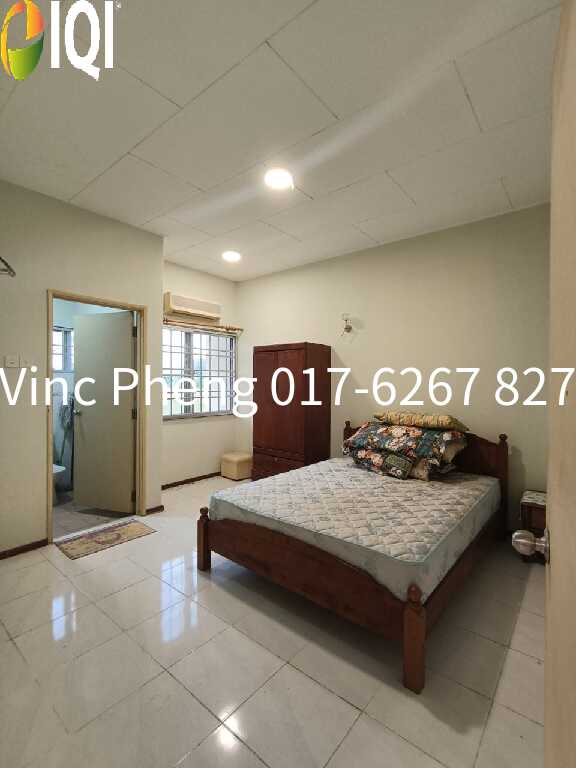 HOT DEAL! WELL MAINTAIN Tiara Condo 3BR @ Ayer Keroh   image