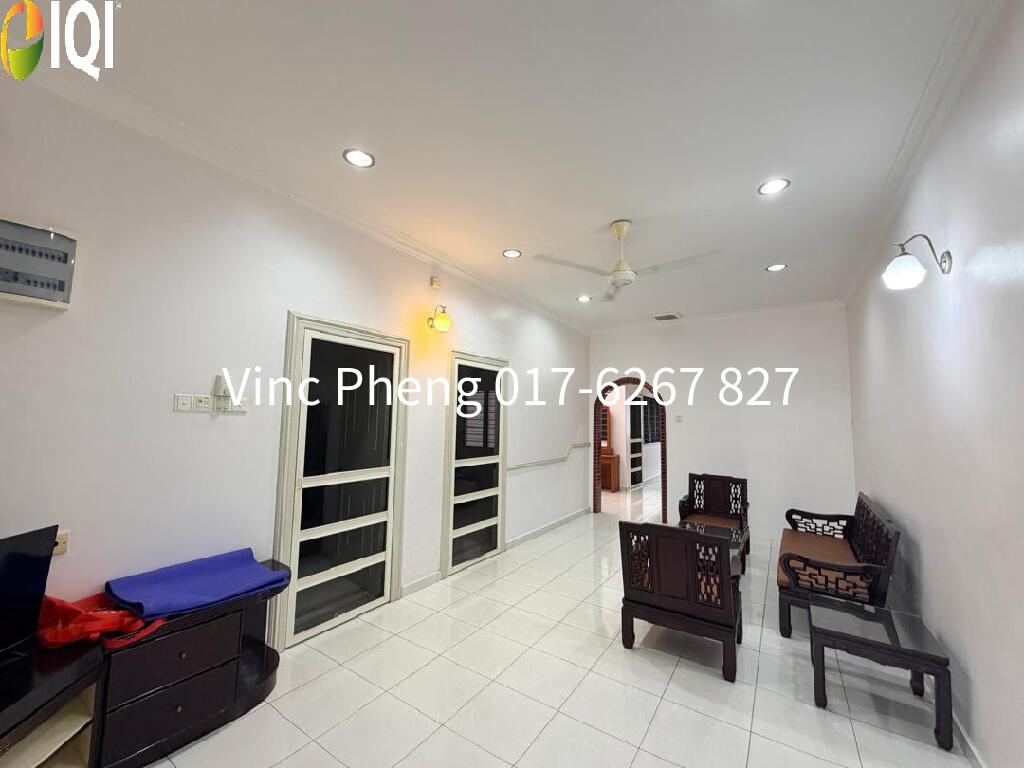 HOT RENTAL! 3R1B FURNISHED Terrace Near Manipal @ Tmn Sin Hoe Bukit Baru photo