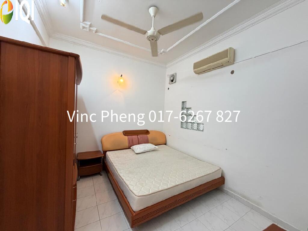 HOT RENTAL! 3R1B FURNISHED Terrace Near Manipal @ Tmn Sin Hoe Bukit Baru photo