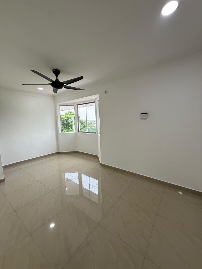 Taman Sutera Double Storey Corner Lot,Jalan Sutra,Saleng,Renovated,Kulai image