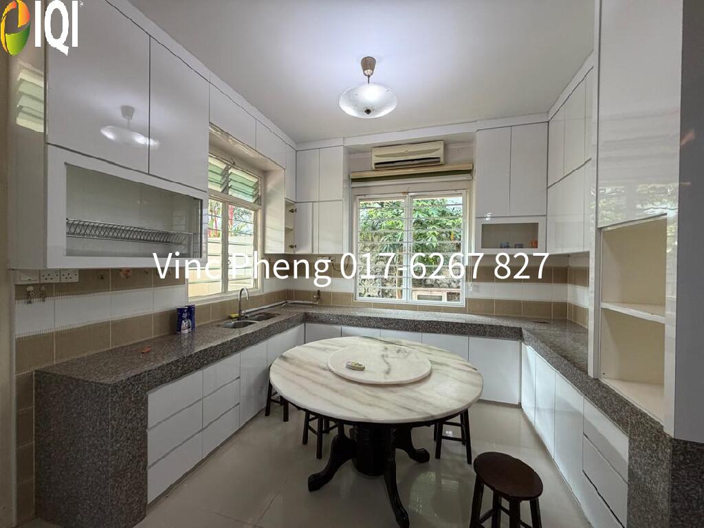 RARE SPACIOUS 4,865sqft RENOVATED Semi-D @ Bukit Katil    image