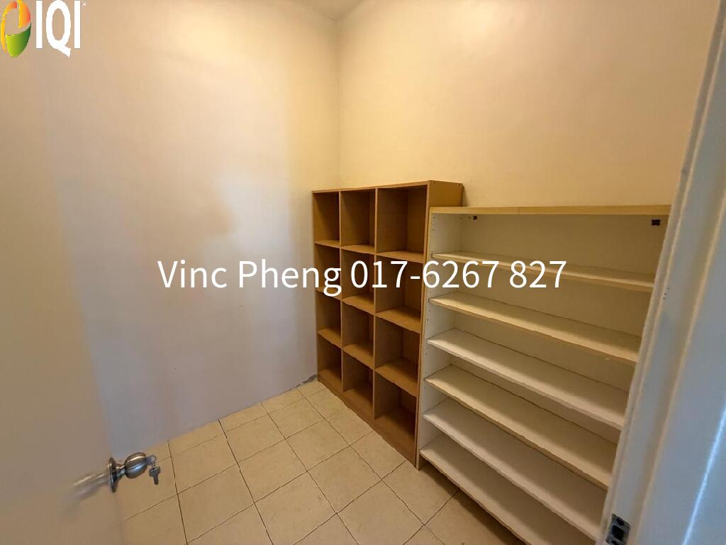 RARE SPACIOUS 4,865sqft RENOVATED Semi-D @ Bukit Katil    image
