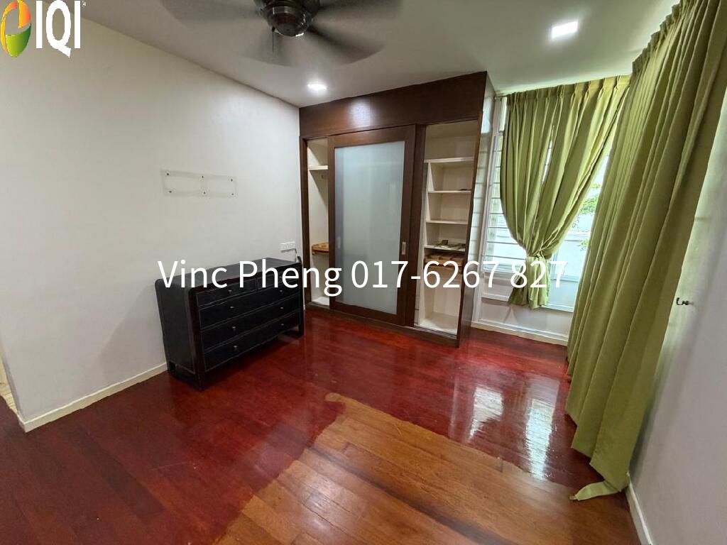 RARE SPACIOUS 4,865sqft RENOVATED Semi-D @ Bukit Katil    image