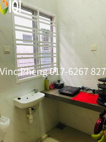 SPACIOUS FREEHOLD NON-BUMI 2-Storey Terrace @ Taman Merak Mas  image
