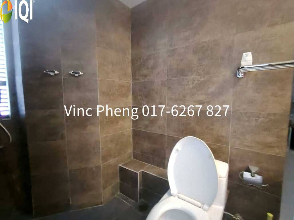 SPACIOUS Sea View Duplex Condo 2BR FULLY FURNISHED @ Golden Coast image
