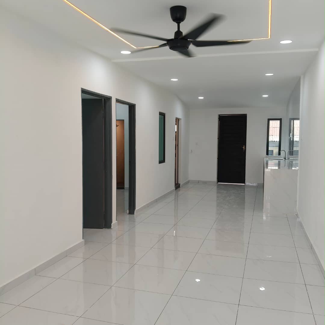 Taman Sri Skudai 1 Sty Low Cost,Jalan Tembaga Kuning,Skudai,Renovated image