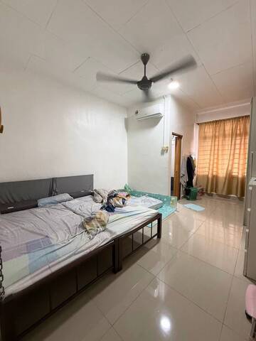 Taman Megah Ria 1.5 Sty Semi D,Jalan Api Api,Masai,Renovated,Extend image