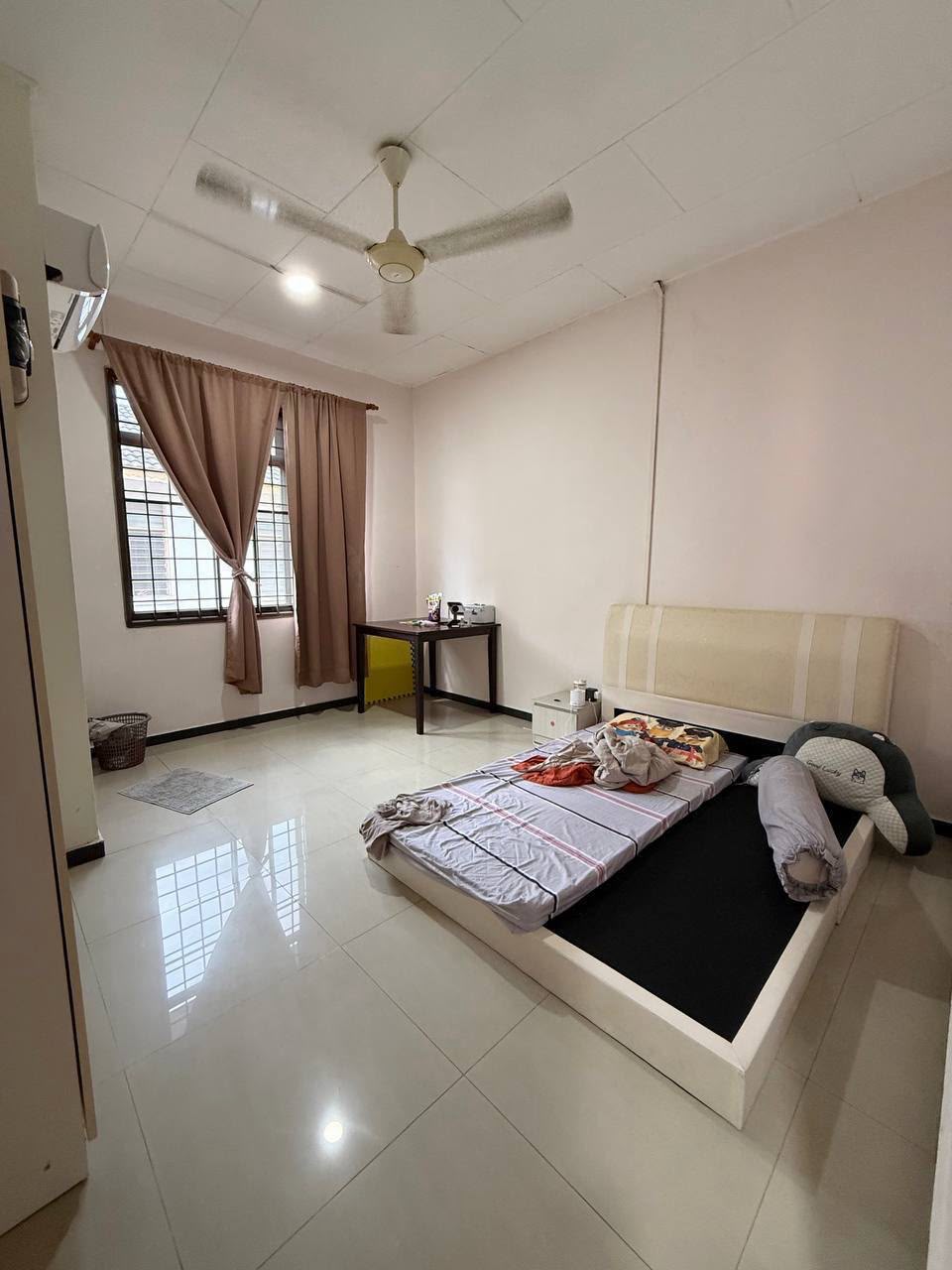 Taman Megah Ria 1.5 Sty Semi D,Jalan Api Api,Masai,Renovated,Extend image