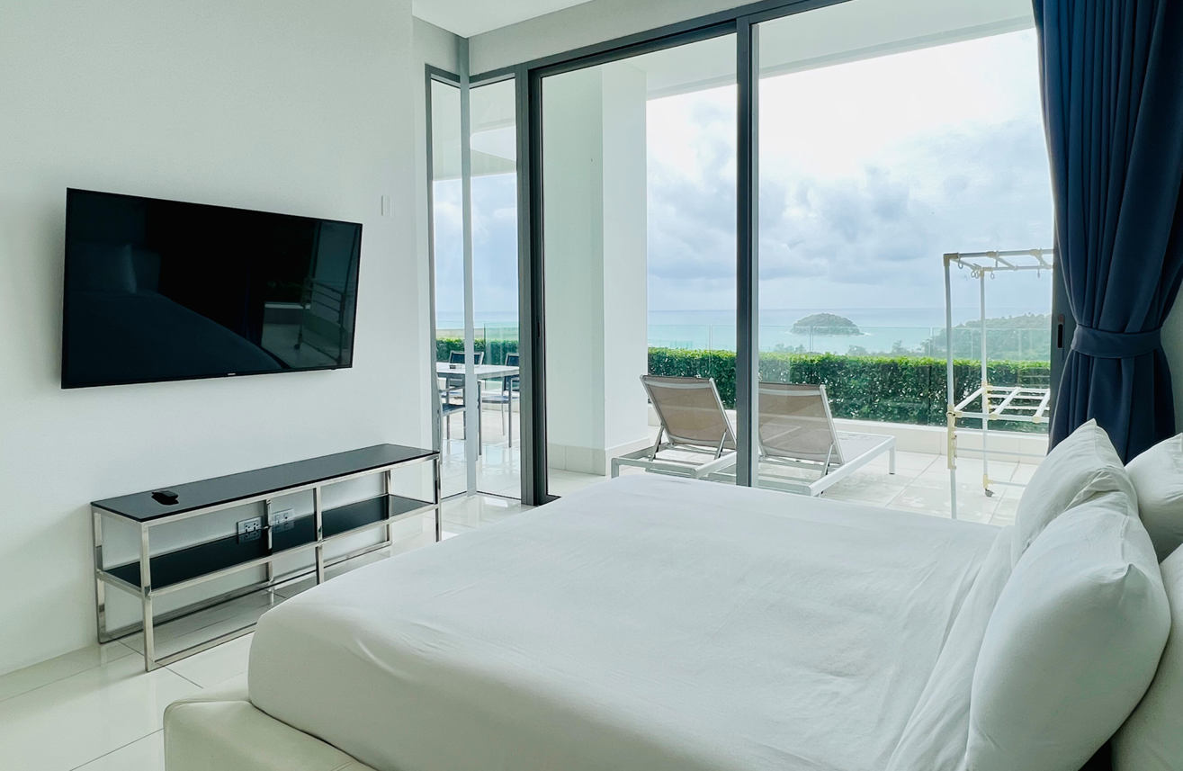 🌊 PRIVATE POOL & PANORAMIC SEA VIEW | 3-BEDROOM RESALE image