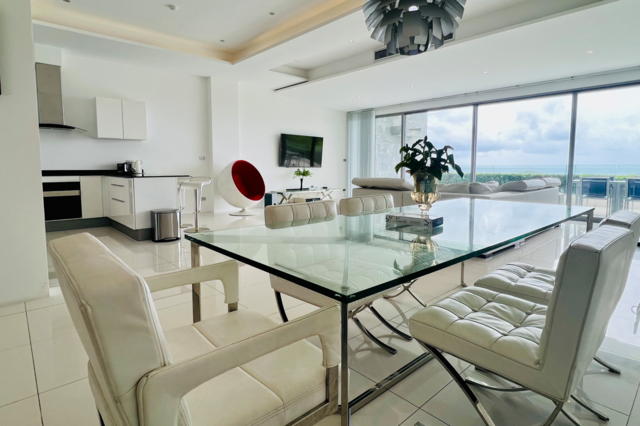 🌊 PRIVATE POOL & PANORAMIC SEA VIEW | 3-BEDROOM RESALE photo