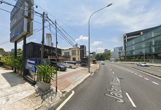 Jalan Maarof