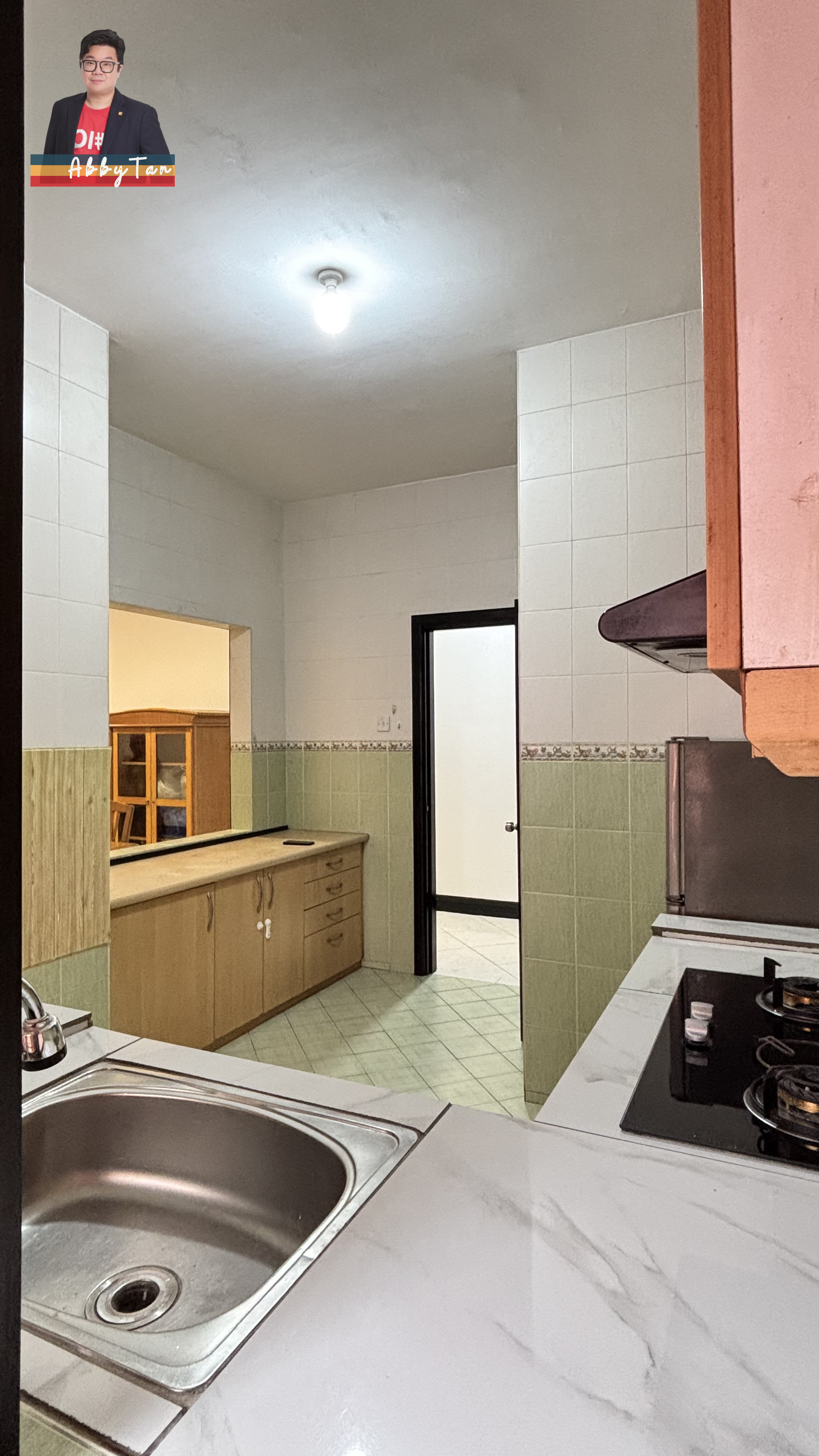 Marina Court | City Centre | Top Floor | 90% Furnished image