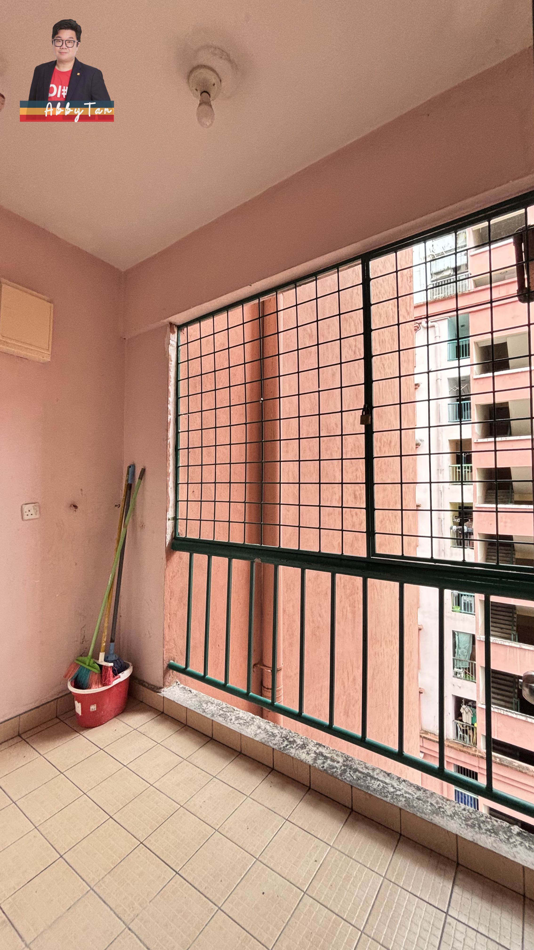 Marina Court | City Centre | Top Floor | 90% Furnished image