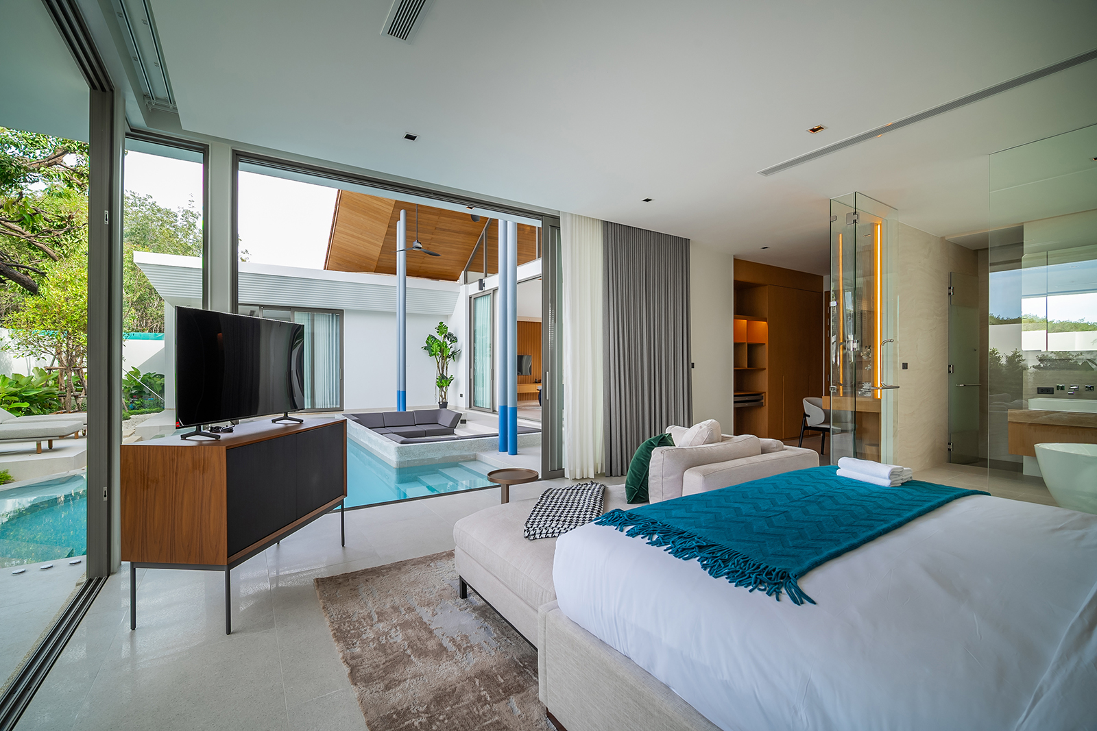 MULTIPLE LUXURY LIFESTYLES WITHIN ONE COLLECTION image