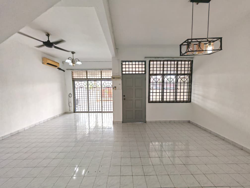 Taman Puteri Wangsa 2 Sty Terrace,Jalan Badik,Ulu Tiram,Renovated image