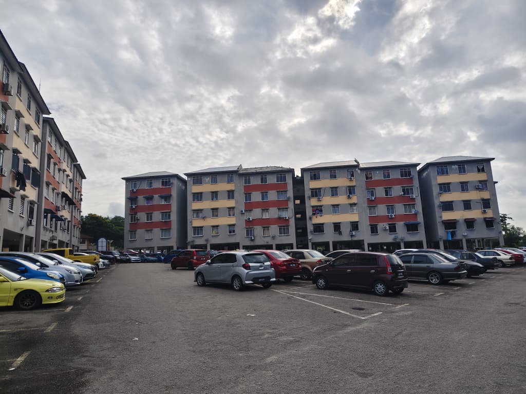 Taman Pelangi Indah Low Cost Flat,Jalan Cantik,Level 3,Original image