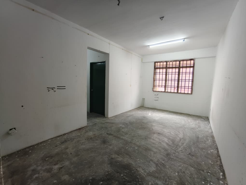 Taman Pelangi Indah Low Cost Flat,Jalan Cantik,Level 3,Original image