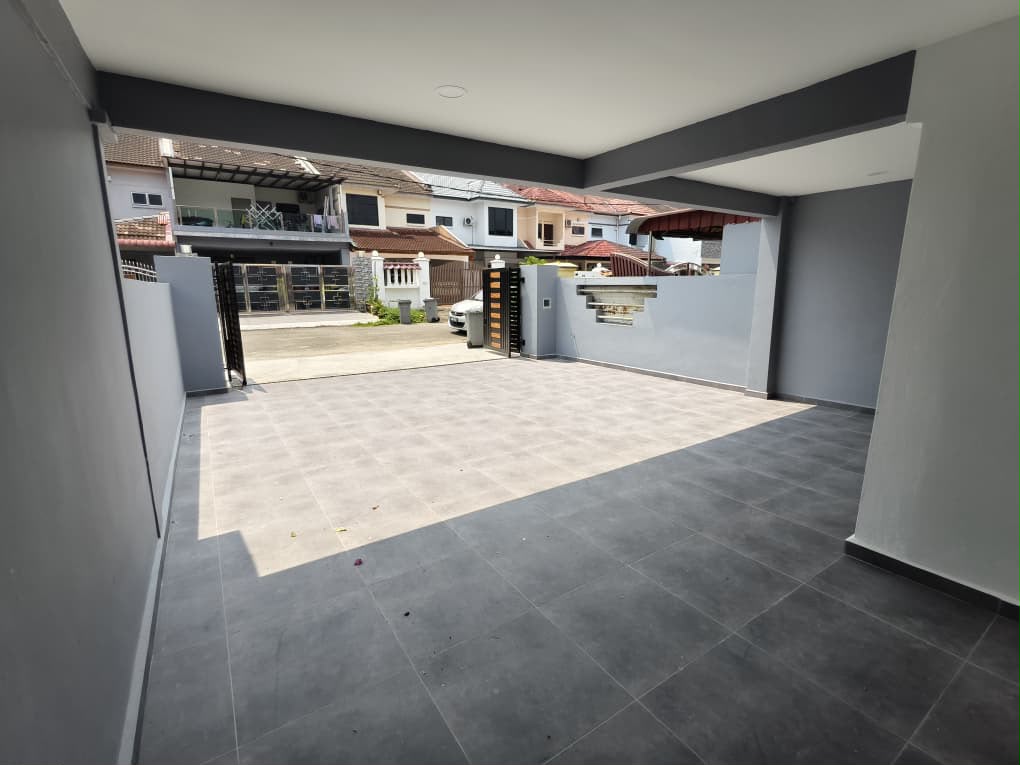Bandar Selesa Jaya 2 Sty Terrace,Jalan Silat Harimau,Skudai,Renovated image