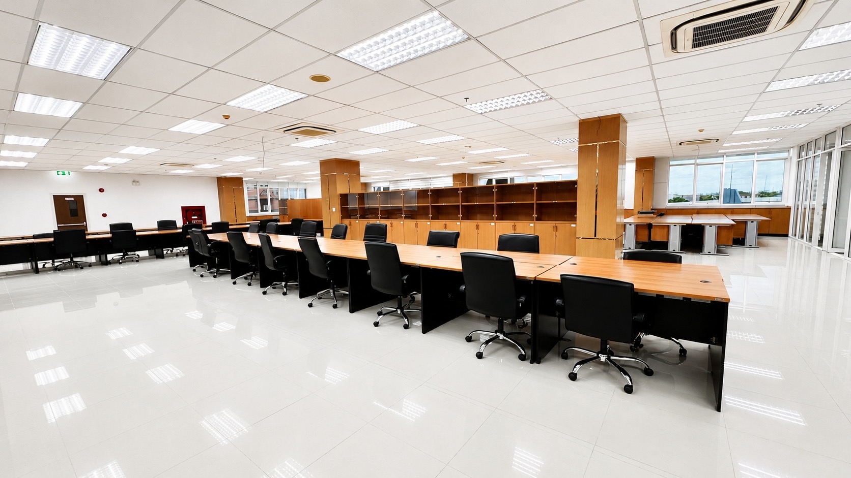 Integrated Commercial  Space for Lease JW Tower  in Prime Location, Srinakarin Road Bangkok image