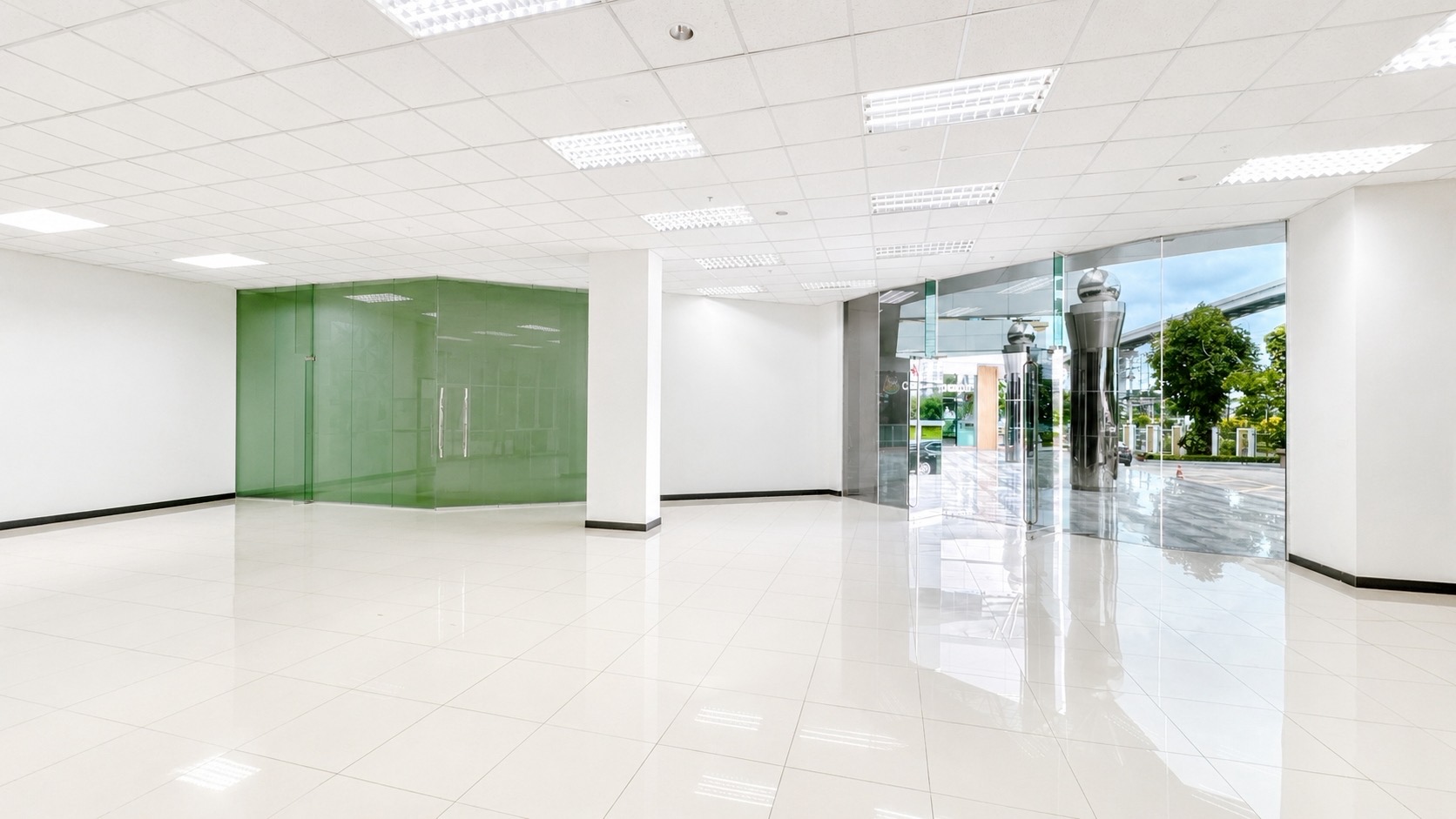Integrated Commercial  Space for Lease JW Tower  in Prime Location, Srinakarin Road Bangkok image