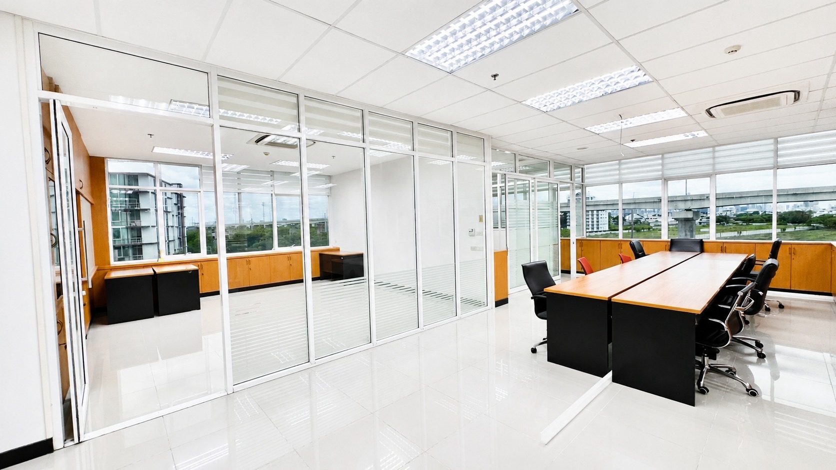 Integrated Commercial  Space for Lease JW Tower  in Prime Location, Srinakarin Road Bangkok image