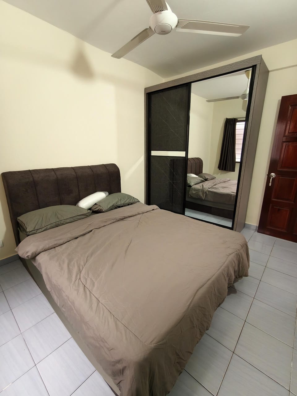 Vista Lavender Apartment image