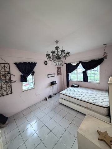 Putri Bahang Apartment image