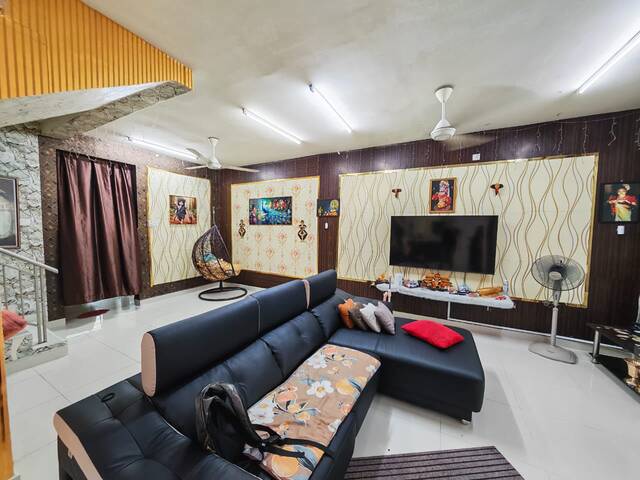 Bandar Tiram 2 Sty Terrace,Jalan Tiram,Ulu Tiram,Renovated,Full Loan image